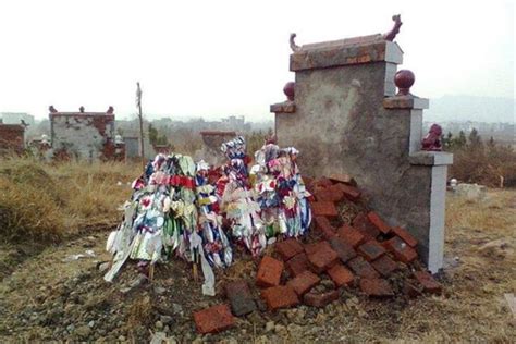 解夢 墓|夢見墓穴、墓基、墳墓 建築 周公解夢